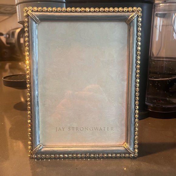 Jay Strongwater Lucas Stone 5”x7” Picture Frame - Picture 4 of 4